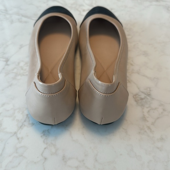 NWOB Alfani Flats - Picture 3 of 5